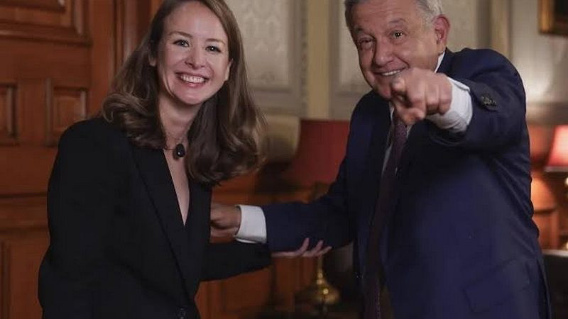 AMLO recrimina al INE ordenarle bajar parte de entrevista con Inna Afinogenova 