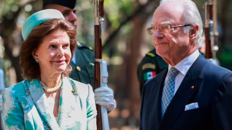 "Yo no sabía", dice AMLO sobre cancelación de viaje en Tren Maya de reyes de Suecia 