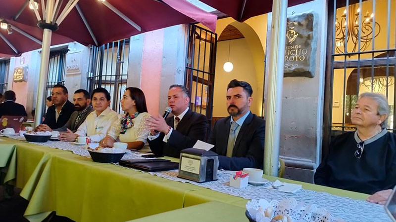 Nadie va a votar por el PRI y por eso vienen a Morena: Rufina Benítez 