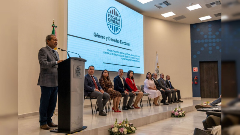 Capacitan en Procesos Electorales a personal de seguridad del estado de Querétaro 