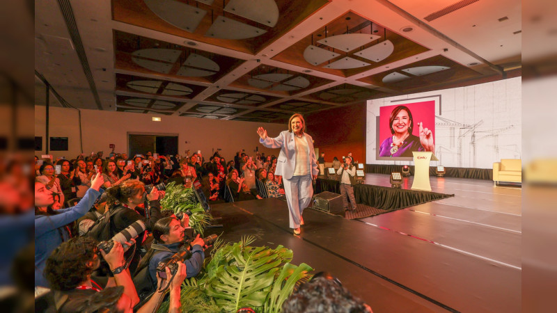 Xóchitl Gálvez aseguró que quitará a militares de obras de infraestructura federal   