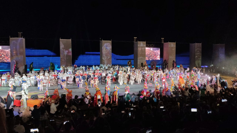 Colorido arranque de la K'uinchekua, en Michoacán