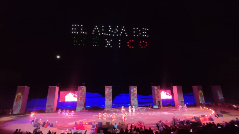 Colorido arranque de la K'uinchekua, en Michoacán