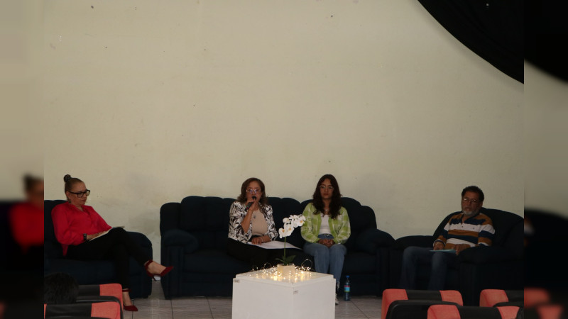 Se llevó a cabo Encuentro Poético “Entre la flor y la palabra”, en Ciudad Hidalgo