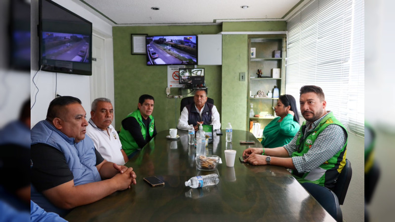 Buscará “Neto” Núñez acceso a prestaciones de ley para transportistas