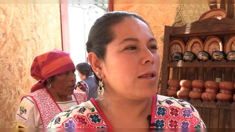 Cocineras tradicionales deleitan a los asistentes a la K’uínchekua 