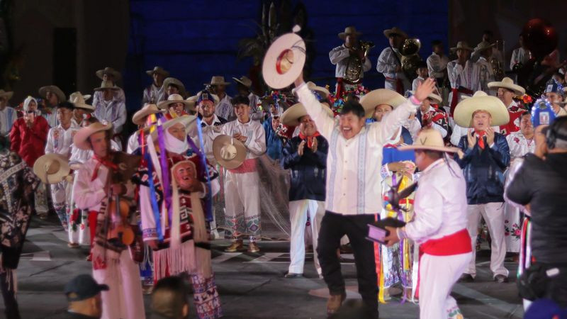 Reconocen a participantes de la K'uínchekua por preservar la cultura