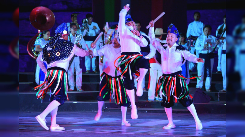 Con agradecimiento y alegría se despiden artistas de la K’uínchekua