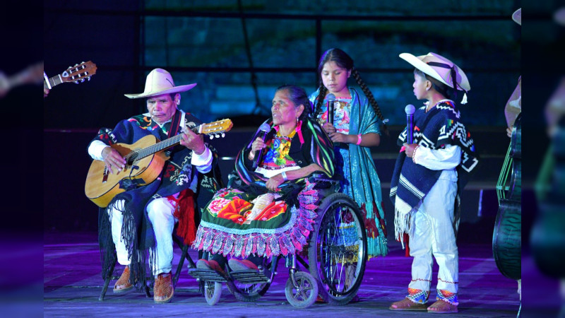 Con agradecimiento y alegría se despiden artistas de la K’uínchekua