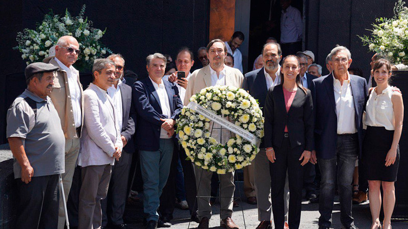 Sheinbaum va por autarquía energética y promete mantener la producción de petróleo 