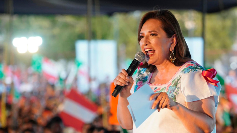 Xóchitl Gálvez promete a empresarias acotar el poder presidencial y frenar "ataques" contra el sector 
