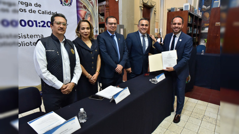 Lograr el 100 por ciento de bibliotecas de la UMSNH certificadas por su calidad, el objetivo