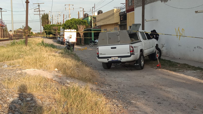 Atacan con arma de fuego a masculino en calles de Apaseo El Grande, Guanajuato; pierde la vida 