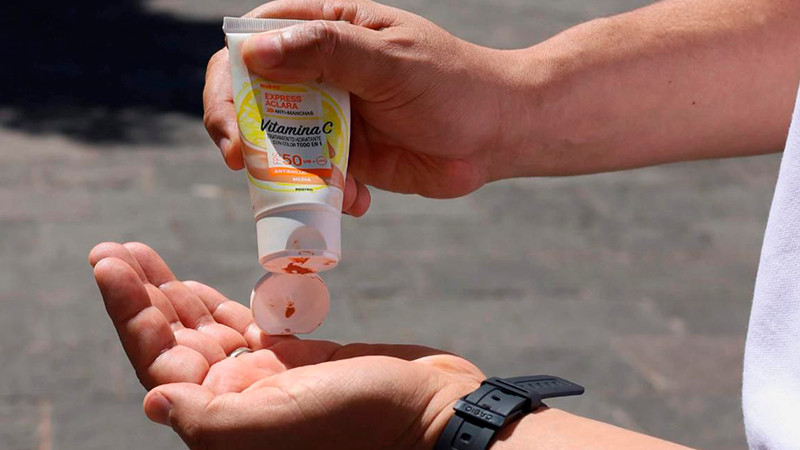 ¿Cómo usar el bloqueador solar de forma correcta? 