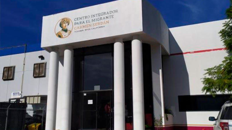 Por corrupción y trata de personas, investigan a dos oficiales de Migración, en Tijuana 