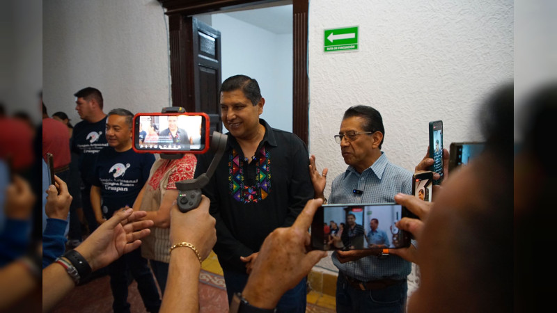 Uruapan recibe con hospitalidad a los artesanos michoacanos 