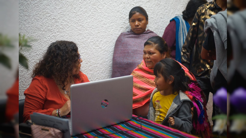 Uruapan recibe con hospitalidad a los artesanos michoacanos 