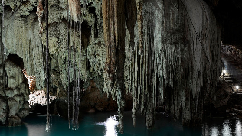 Encuentran cueva utilizada por los mayas para rituales, en Yucatán 