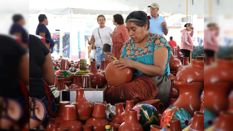 Más de mil 500 artesanos participarán en el Tianguis de Domingo de Ramos en Uruapan