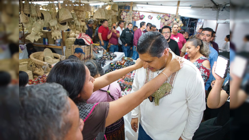 Uruapan da una cálida bienvenida a sus artesanos 