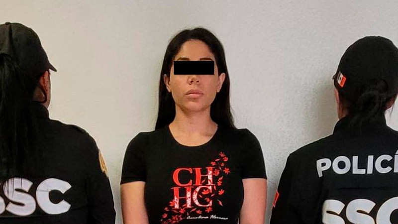 Detienen a Coral "N" presunta vendedora de armas en la CDMX 