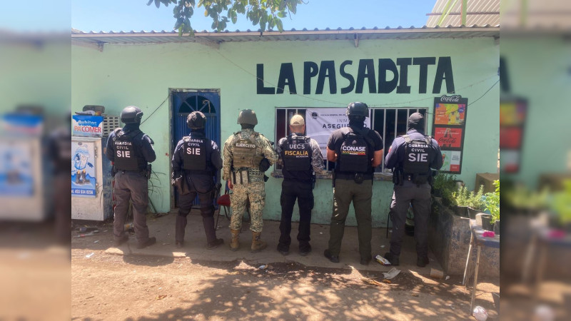 Aseguran caseta de extorsión en Apatzingán, Michoacán  