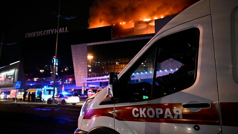 Asciende a 133 número de víctimas en ataque a sala de conciertos de Moscú 