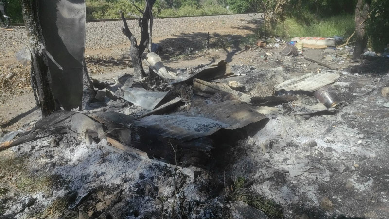 Muere calcinado un hombre al quemarse su humilde vivienda en Morelia, Michoacán 