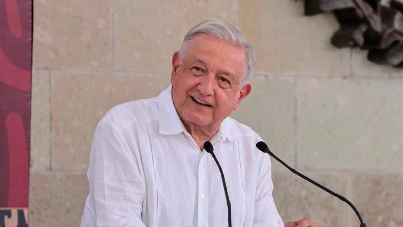El muro no funciona, responde AMLO a propuesta de Trump 