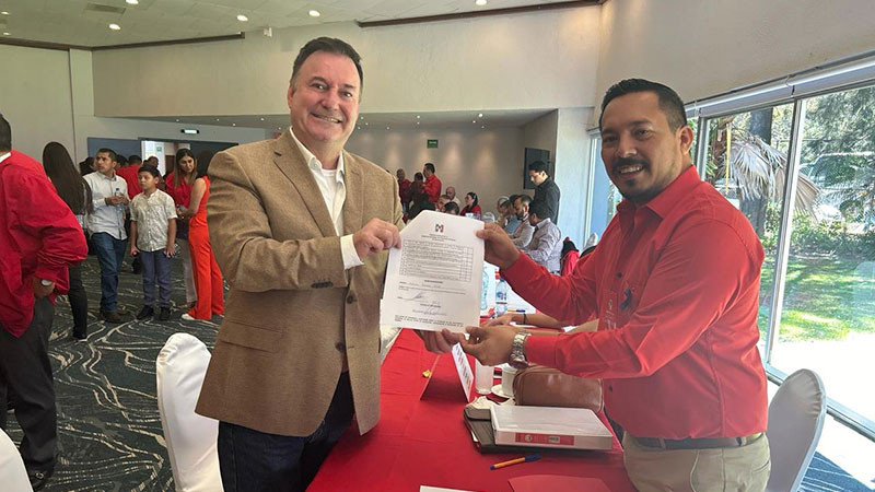 Guillermo López Villalobos buscaba ser alcalde del puerto michoacano de Lázaro Cárdenas, pero ya renunció  