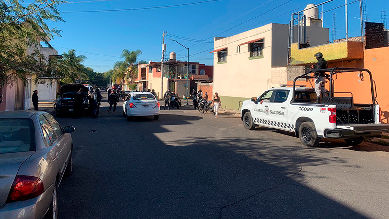  Taxista de la línea Circuito resulta herido con arma de fuego, en Uruapan.