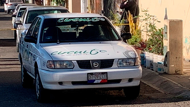  Taxista de la línea Circuito resulta herido con arma de fuego, en Uruapan.