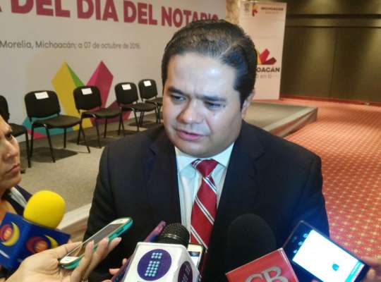 Por examen de oposición nombramiento de notarios, se les obligará capacitarse y profesionalizarse 