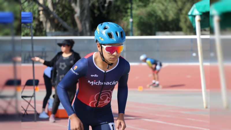 Patinador michoacano se prepara para conquistar los Nacionales Conade