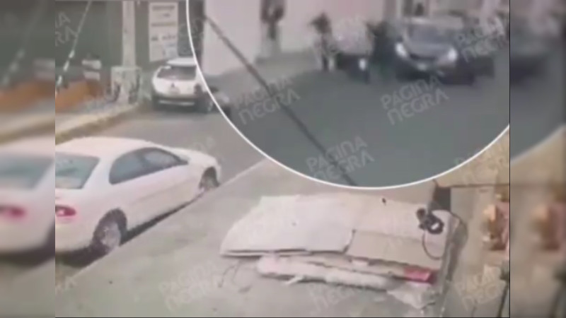 Captan en video levantón a presunto delincuente colombiano, cerca de cuartel militar en Puebla 