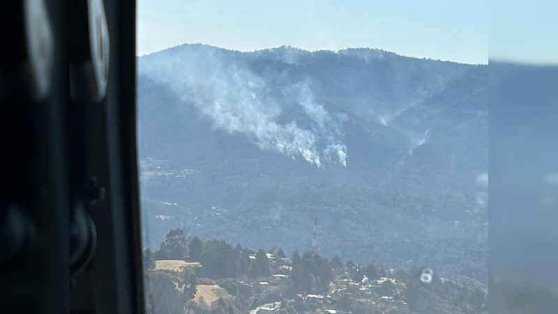 Con 90% de avance, controlado incendio forestal de Tlalpujahua, Michoacán 