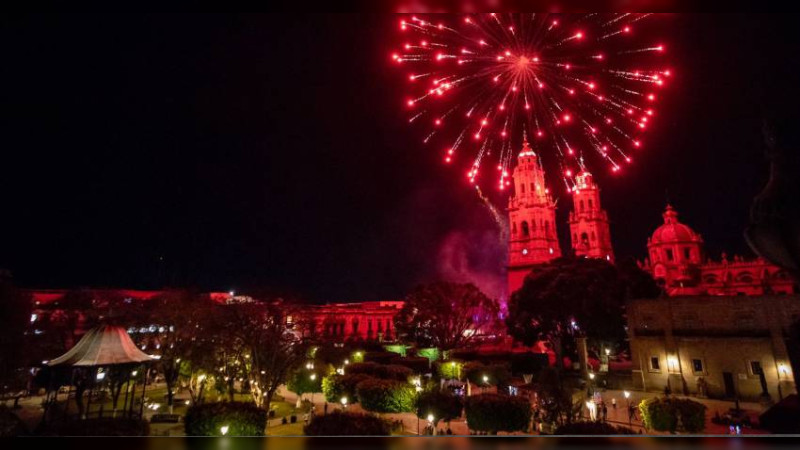 Invita el ayuntamiento de Morelia al encendido de Catedral este sábado 