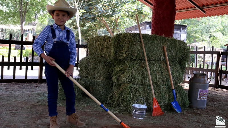 Vive la experiencia de ser granjero por un día en el Zoo de Morelia 