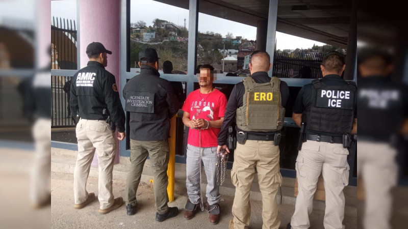 Extradita EEUU a hombre buscado por homicidio en Michoacán  