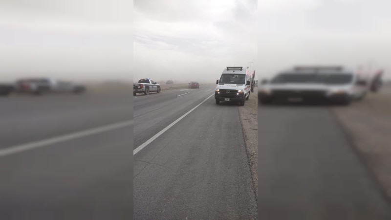 Tolvaneras causan carambola de 6 vehículos en la carretera Chihuahua-Juárez; hay un lesionado