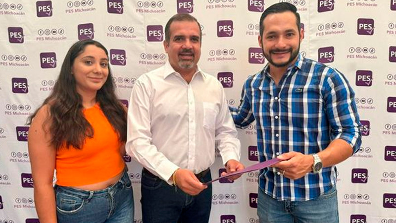 Ángel Rafael Macías va con PRD y PES por alcaldía de Ixtlán, Michoacán 