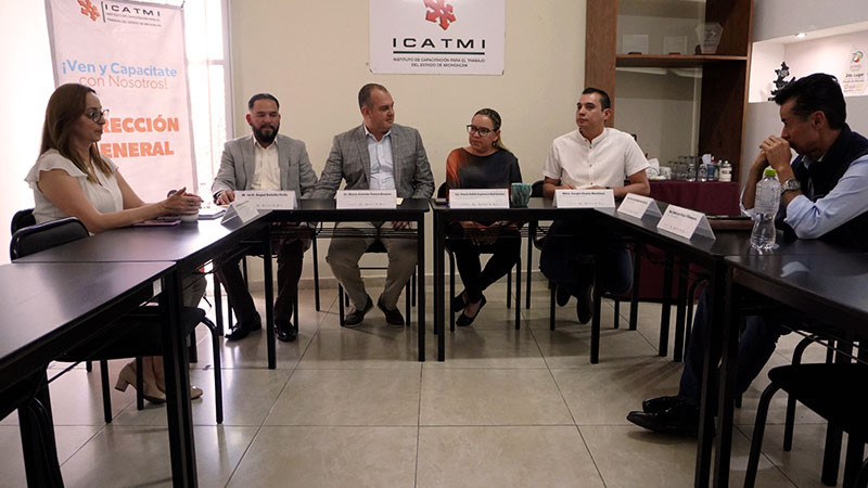 Para capacitación, establecen colaboración la CEDH Michoacán y el ICATMI 