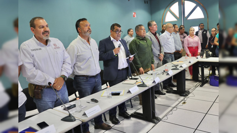 Para la protección y defensa del lago de Pátzcuaro se instala Comité Interinstitucional