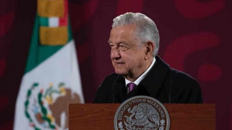 AMLO anuncia taller en su ‘mañanera’ para ver el eclipse solar del próximo 8 de abril 