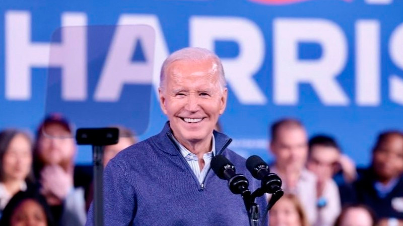 Biden pide a Israel medidas "concretas" para proteger a voluntarios y civiles en Gaza 