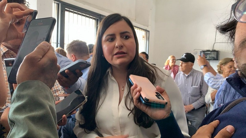 Con Chema o con quién sea ganaremos Querétaro: Leonor Mejía  