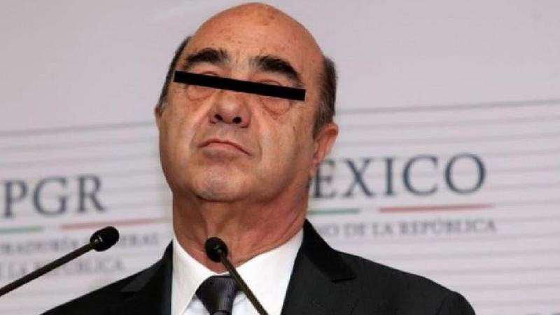 Jesús Murillo Karam sale de la cárcel tras concederle prisión domiciliaria 