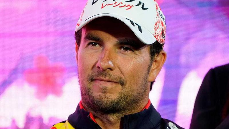 Checo Pérez adelanta que intentará extender su contrato con Red Bull 