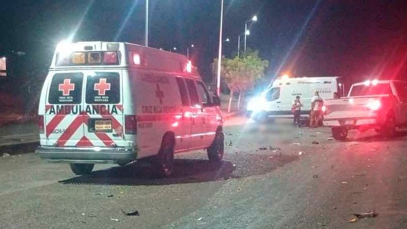 Conductor prófugo arrolla y priva de la vida a motociclista en Huetamo, Michoacán 