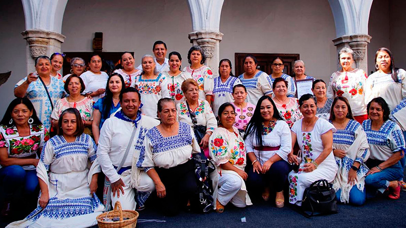 Artesanos agradecen a Uruapan su hospitalidad